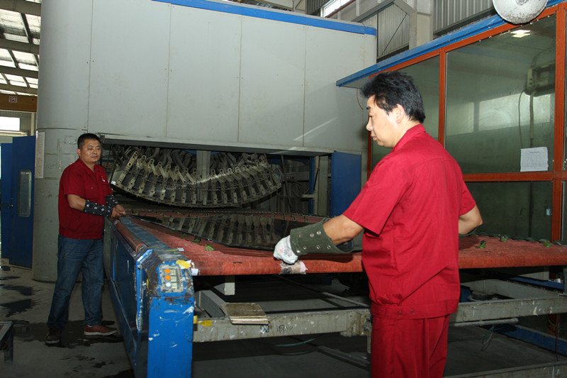 伟豪玻璃钢化炉